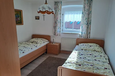 Schönes Ferienhaus mit großem Garten bei...