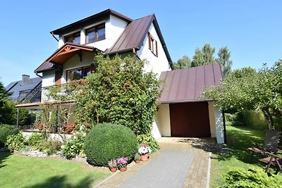 Komfortables Ferienhaus mit privatem Garten