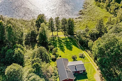 Cottage sul lago a Torsebo