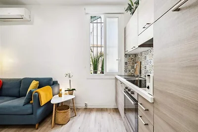 Wohnung in Antibes nahe Gravette Strand