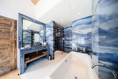 Chalet in Saint Martin mit Whirlpool