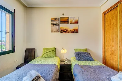 Ferienhaus in Orihuela mit Garten