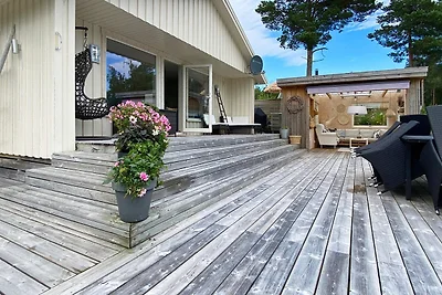 6 Personen Ferienhaus in Åsenfjord-By Traum
