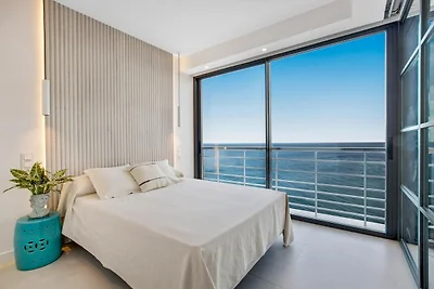 Appartamento con vista e accesso alla...
