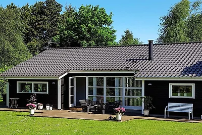 10 Personen Ferienhaus in Løgstør-By Traum