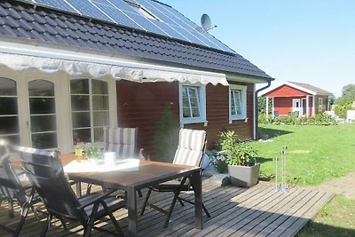 Ferienhaus in Niesgrau mit Schwimmbecken