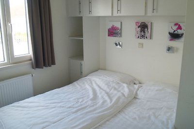 Gut möbliertes Chalet m.