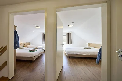 Leuke villa met sauna in Limburg
