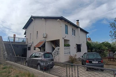 Appartamento con 2 camere da letto a Zaton