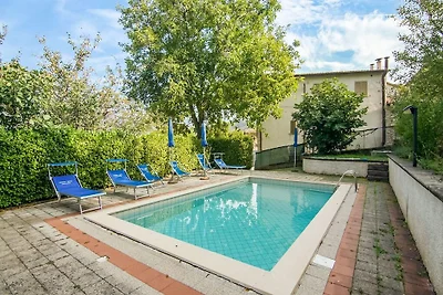 Modernes Ferienhaus mit privatem Pool