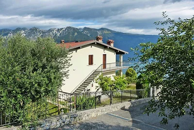 Wohnung in Tignale mit Gardasee-Blick