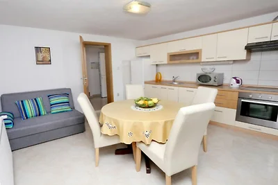 One-Bedroom Apartment With Terrace And Sea Vi...