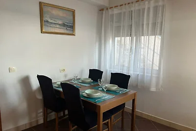 Gut gelegene Wohnung in Rogoznica