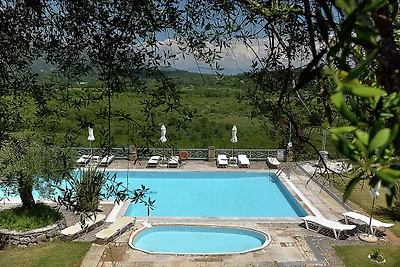 Gemütliche Ferienwohnung mit Pool in...