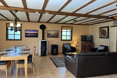 Rifugio nella natura a St Germain du Pert