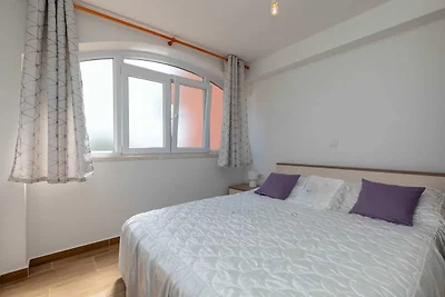 Apartment Nike - Two-Bedroom Apartment with...