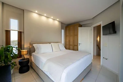 Dimitra Villa mit Swimmingpool