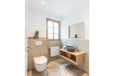 Villa in Mayen mit Schwimmbecken