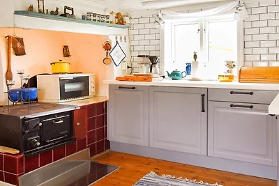 4 Personen Ferienhaus in Rönnäng-By Traum