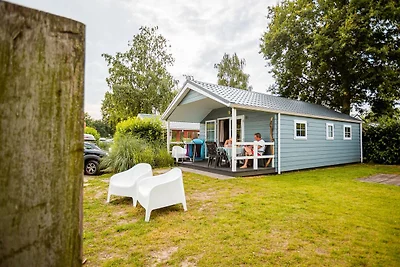 Knus chalet met overdekt terras, op vakantiep...