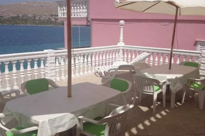 Two Bedroom Apartment With Terrace And Sea...