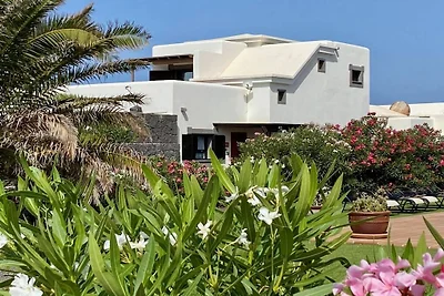 Villa Frangipani