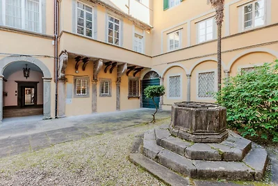 Studio in Lucca am Renaissance-Hof