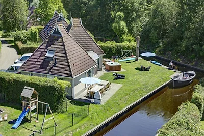 Familiehuis in Friesland met sauna en...