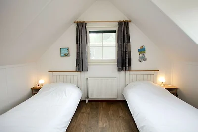 Renoviertes Landhaus mit Geschirrspüler auf T...
