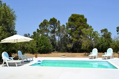 Haus in Llubá mit Pool und Terrasse