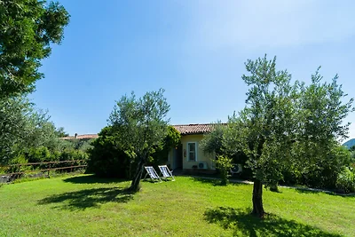 Villa moderna con piscina a Manerba del Garda