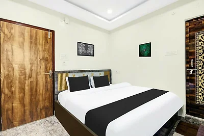 Super Hotel O Vizianagaram vicino alla stazio...