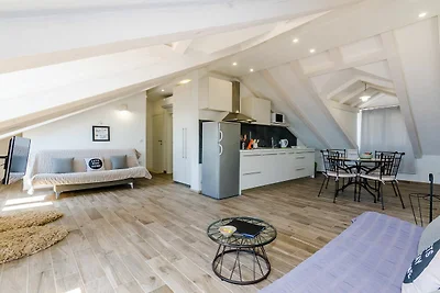 Apartments Life - Two Bedroom Apartment with ...
