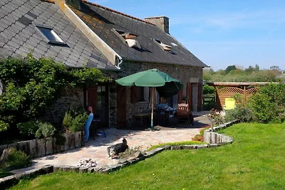 Ferienwohnung in Yvias mit Barbecue