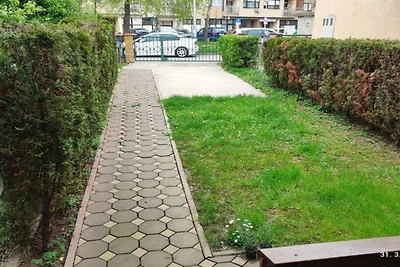 One Bedroom Apartment with Garden