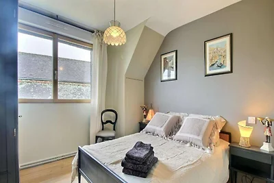 Schönes Ferienhaus in Neulliac