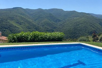 Apartamento rural con vista e piscina in...