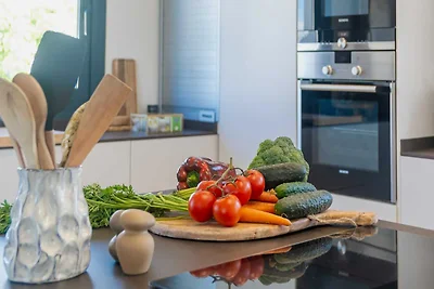 Elegante villa in Marbella met zeezicht
