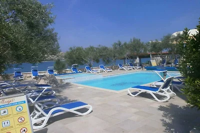 Appartement met balkon en zeezicht voor 5...