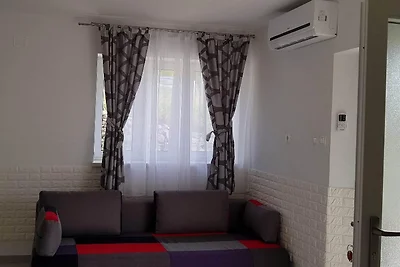 Apartments Snjezana - One bedroom apartment w...