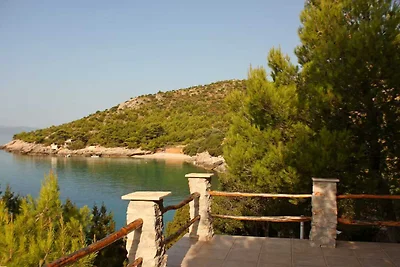 Robinson House Roko - Two Bedroom House with ...