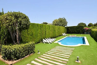 Villa in Llubá in der Nähe des Strandes Playa...