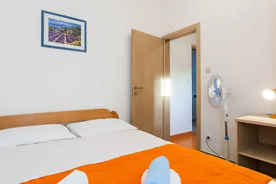 Cozy Apartments in Zadar with Sea and Mountai...