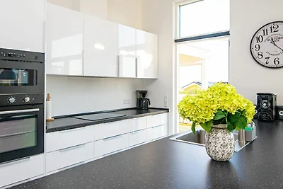 10 Personen Ferienhaus in Sjølund-By Traum