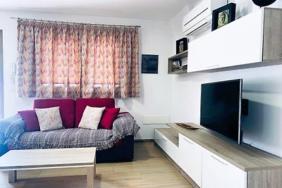 Höhlenwohnung mit Terrasse