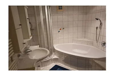 Ferienwohnung in Fügen mit Schwimmbecken