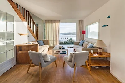 Familienhaus mit Meerblick in Landéda