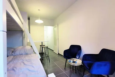 Studio Heron Residence