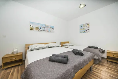 Villa Dvori Viškovi-Seven Bedroom Villa with ...