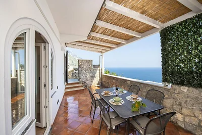 Villa a Praiano con vista mare e jacuzzi